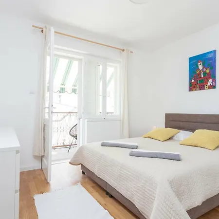 Mikula * מאקרסקה