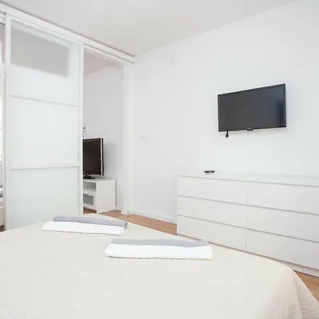 Mikula * מאקרסקה