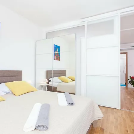 Mikula Apartment *