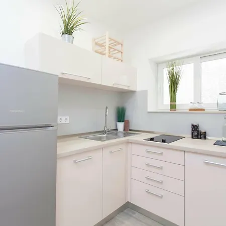 Mikula Apartment Makarska