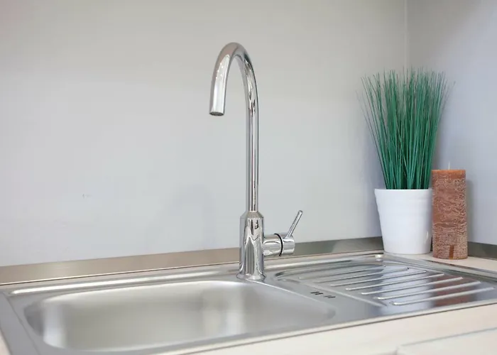 Mikula Daire Makarska